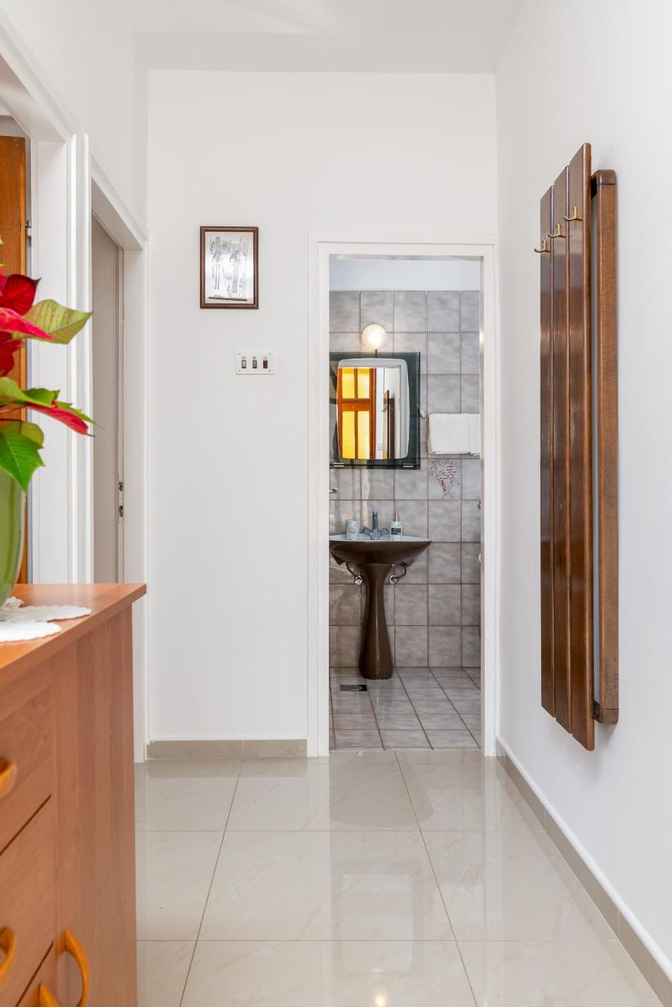 Apartments With A Parking Space Rabac, Labin - 7622 Exterior photo
